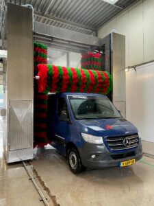 RVS vrachtwagen wasmachine van Hoogendijk Carwash