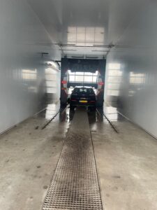 Gerenoveerde carwash wand